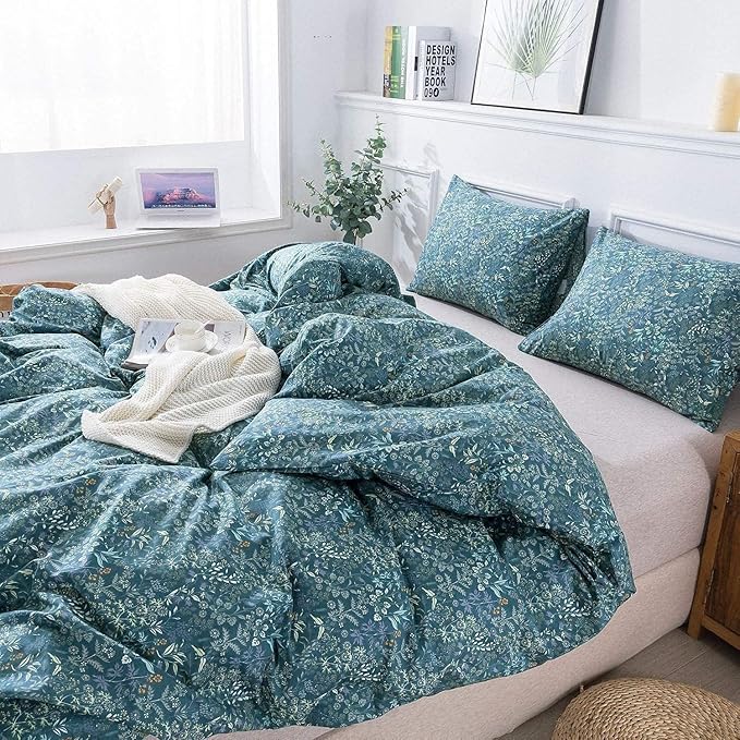 LifeTB Blue Floral Comforter Twin XL Size Fluffy Floral Comforter Set for Girls Women Blue Flower Leaves Cottagecore Bedding Comforter Set 1 Flower Comforter with 2 Pillowcases for All Seasons