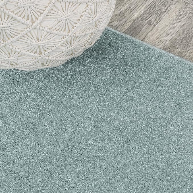 JONATHAN Y Haze Solid Low-Pile Aqua Blue Indoor Area Rug 4x6, Coastal,Bohemian,Minimalist,Classic, Easy-Cleaning for Living Room,Bedroom,Kitchen,Pet Friendly,Non-Shedding (SEU100S-4)