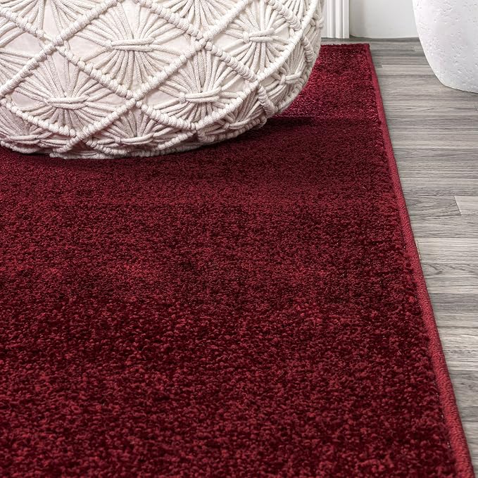 JONATHAN Y Haze Solid Low-Pile Dark Red Indoor Area Rug 6x9, Coastal,Bohemian,Minimalist,Classic, Easy-Cleaning for Living Room,Bedroom,Kitchen,Pet Friendly,Non-Shedding (SEU100Q-6)
