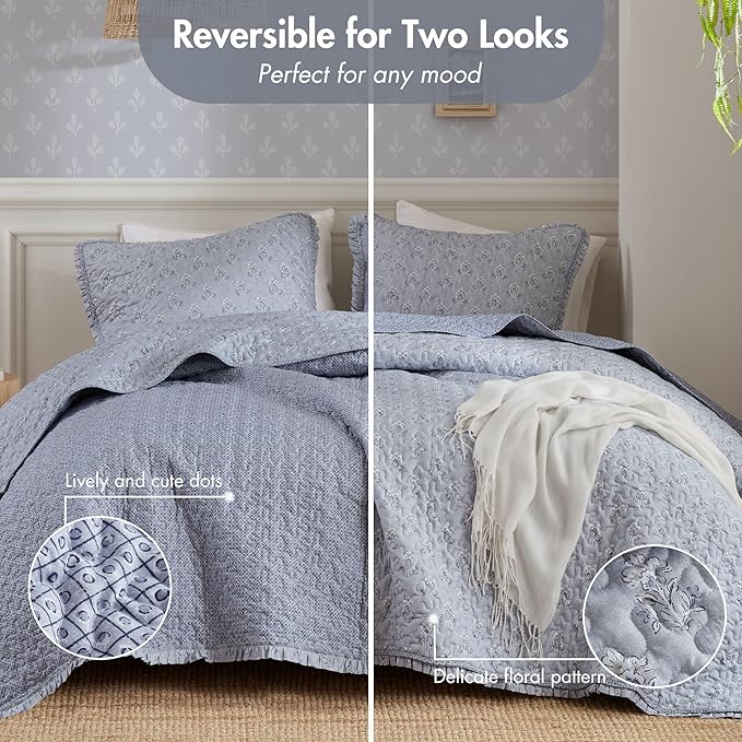 Madison Park Vintage Floral Quilt Set King Size, Reversible Bedding & Lightweight Bedspread Set, Traditional Block Print Coverlets with Ruffled Edge, 3-Piece with 2 Shams, Blue