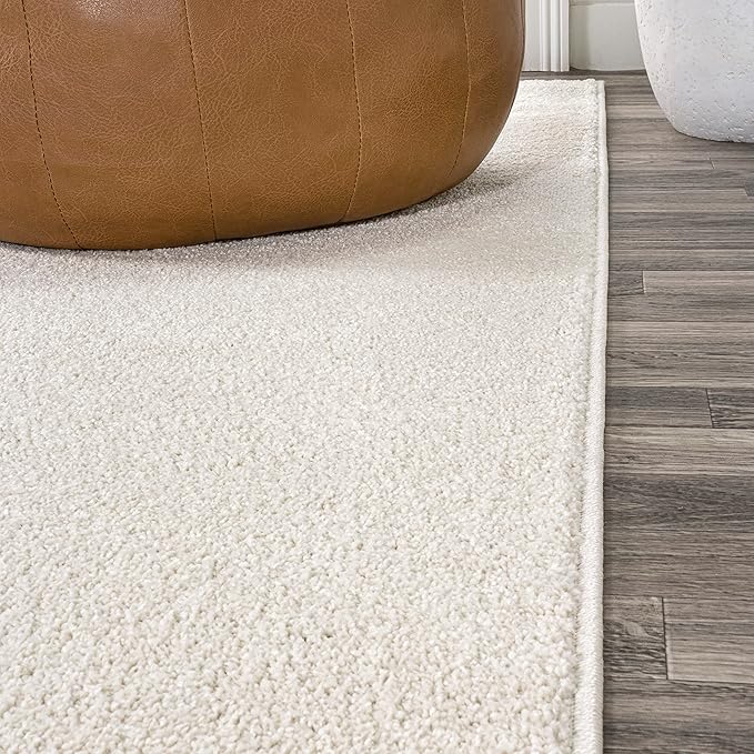 JONATHAN Y Haze Solid Low-Pile Cream 4' Round Indoor Area Rug, Coastal,Bohemian,Minimalist,Classic, Easy-Cleaning for Living Room,Bedroom,Kitchen,Pet Friendly,Non-Shedding (SEU100T-4R)
