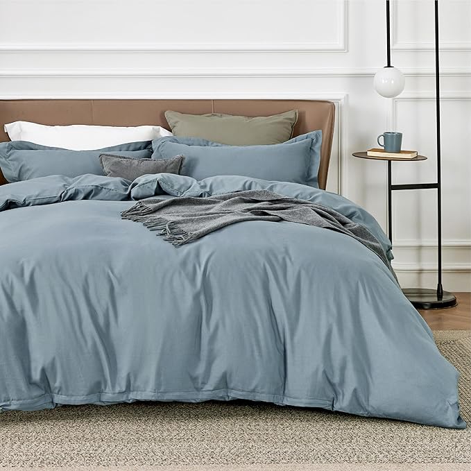 Bedsure Duvet Cover Queen Size - Only Includes 1 Duvet Cover (90"x90"), Hotel Luxury Soft Double Brushed All Season Bedding for Kids & Adults, Zipper Closure, NO Comforter, Mineral Blue