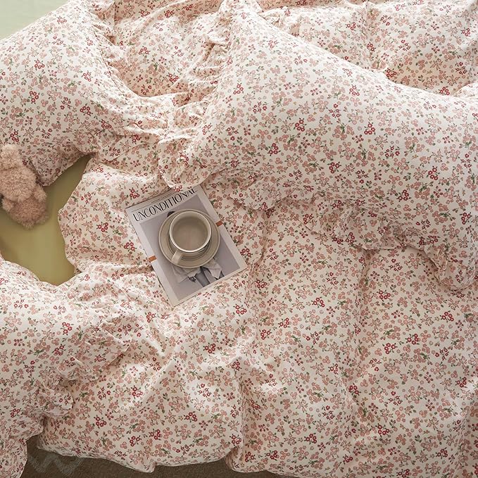 LifeTB Pink Ruffle Comforter Set Full Size Girls Floral Bedding Comforter Set Soft Comfy Cottagecore Flowers Bedding Set Vintage Botanical Floral Bed Comforter with 2 Pillowcases for All Season