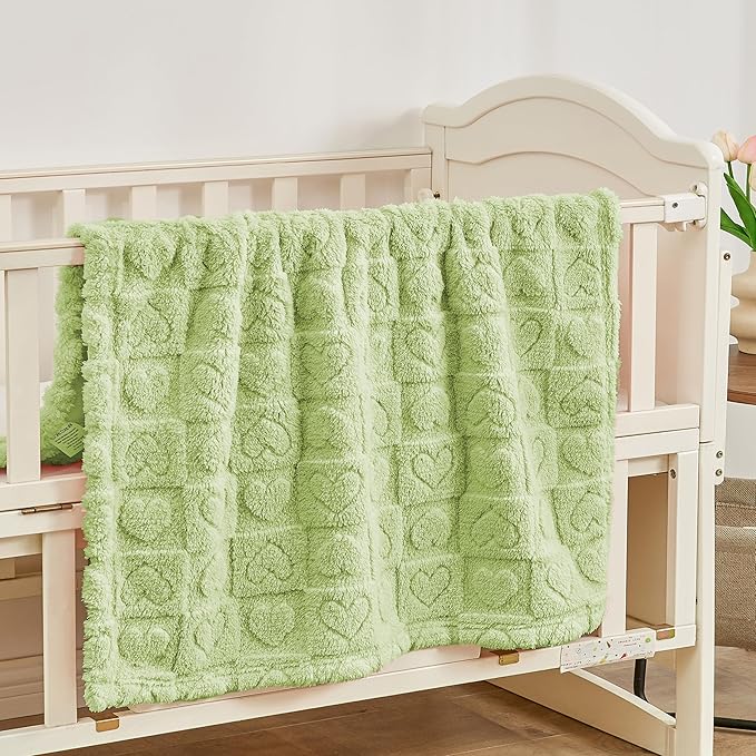 Yurhap Fleece Baby Blanket Heart Checkered Blanket, Ultra Soft Cozy Baby Blankets for Boys Girls, Fluffy Infant Toddler Newborn Receiving Blankets for Crib Stroller 30”×40” (Green)