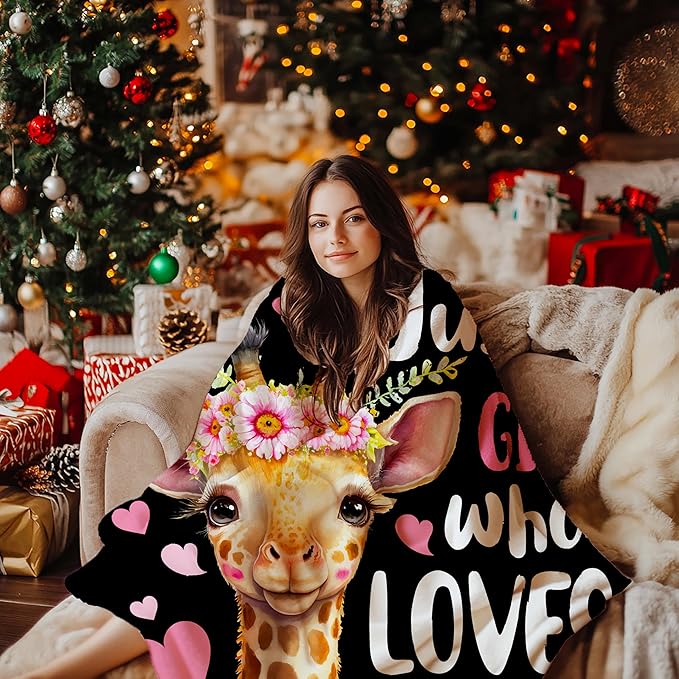 Giraffe Blanket, Giraffe Gifts for Women, Just a Girl Who Loves Giraffes Throw Adult Flannel Fleece Throw Blanket Decor for Couch Sofa Bed