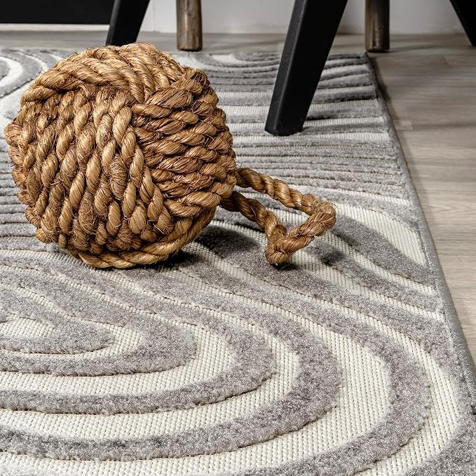 JONATHAN Y Maribo High-Low Abstract Striped Gray/Ivory 6' Round Indoor/Outdoor Area Rug, Pet Friendly, Non-Shedding, Stain Resistant, Easy-Cleaning for Backyard, Patio, Porch (SCN103B-6R)