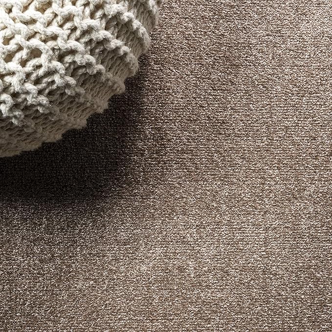 JONATHAN Y Haze Solid Low-Pile Brown 5' Round Indoor Area Rug, Coastal,Bohemian,Minimalist,Classic, Easy-Cleaning for Living Room,Bedroom,Kitchen,Pet Friendly,Non-Shedding (SEU100J-5R)