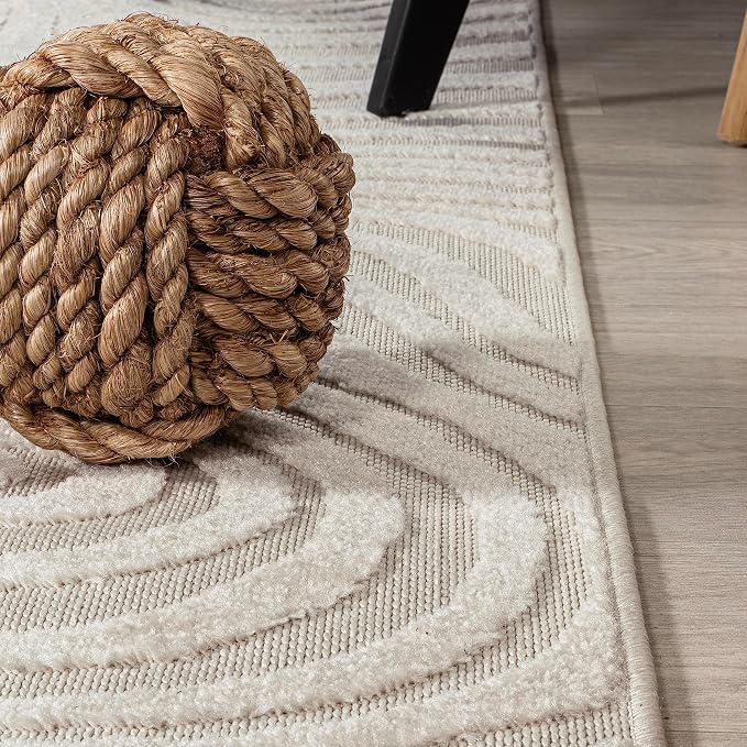 JONATHAN Y Maribo High-Low Abstract Striped Cream/Ivory 12x18 Indoor/Outdoor Area Rug, Pet Friendly, Non-Shedding, Stain Resistant, Easy-Cleaning for Backyard, Patio (SCN103A-18)